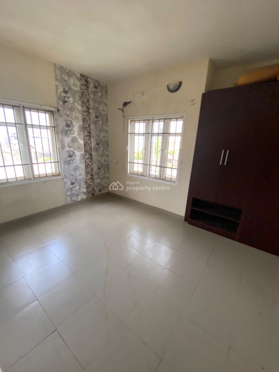 Well Maintained 2 Bedroom Apartment, Ologunfe, Awoyaya, Ibeju Lekki, Lagos, Flat / Apartment for Rent
