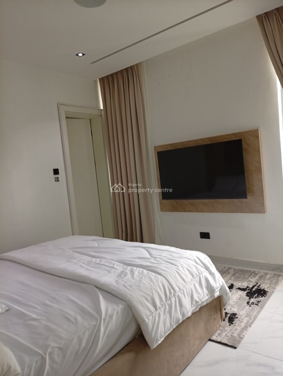 Luxury 2 Bedroom Apartment, Lekki Phase 1, Lekki, Lagos, Flat / Apartment for Sale