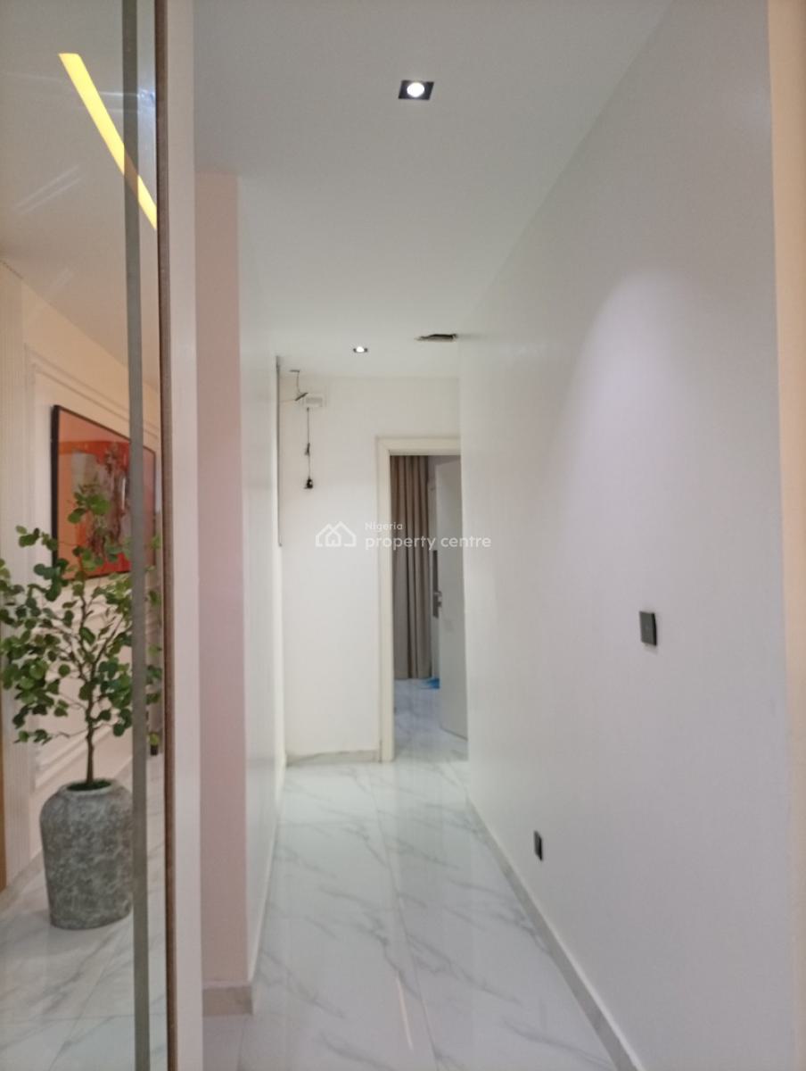 Luxury 2 Bedroom Apartment, Lekki Phase 1, Lekki, Lagos, Flat / Apartment for Sale