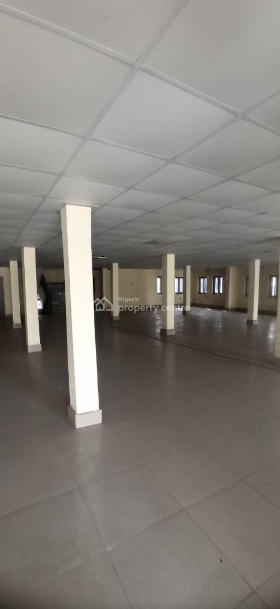 3 Floors Plaza, Wuse 2, Abuja, Plaza / Complex / Mall for Sale