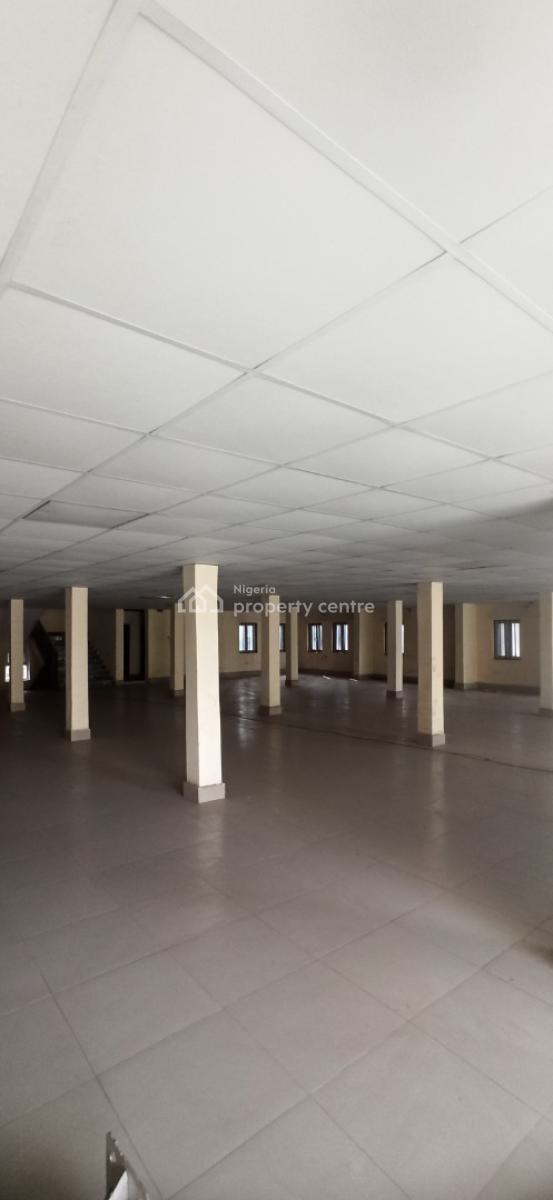 3 Floors Plaza, Wuse 2, Abuja, Plaza / Complex / Mall for Sale