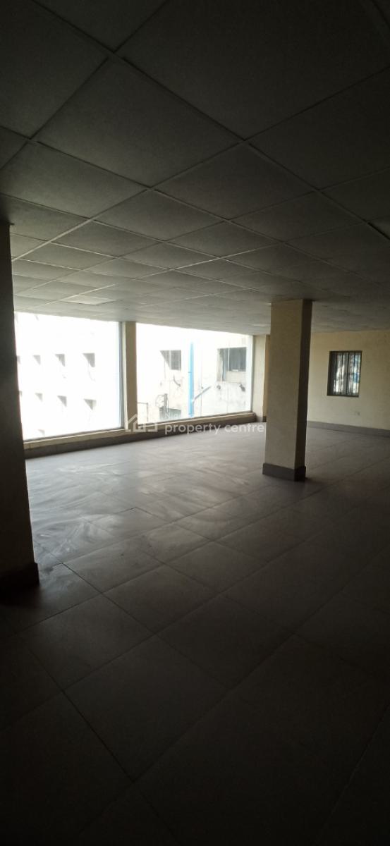 3 Floors Plaza, Wuse 2, Abuja, Plaza / Complex / Mall for Sale