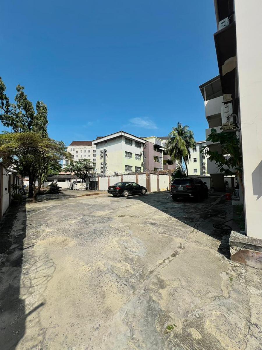 Luxurious 3 Bedroom Apartment with Bq, Victoria Island (vi), Lagos, Flat / Apartment for Rent