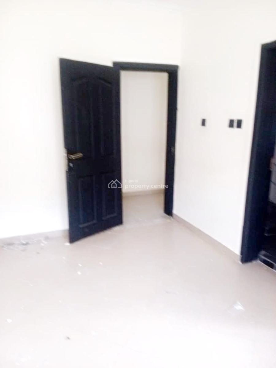 a Well Maintained Spacious 4 Bedroom  Detached Duplex with Bq, Gra Phase 2, Magodo, Lagos, Detached Duplex for Rent