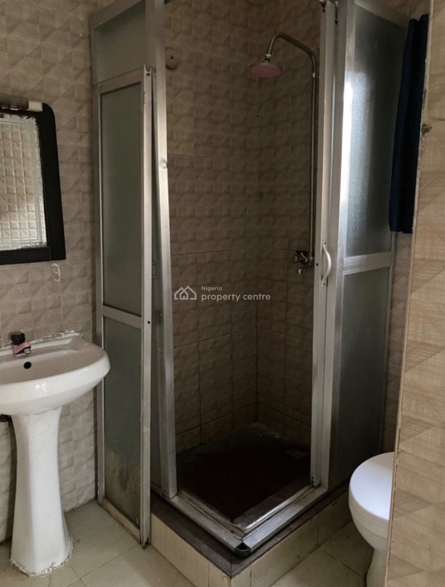 3 Bedroom Apartment Ground Floor, Omole Phase 2, Ikeja, Lagos, Flat / Apartment for Rent