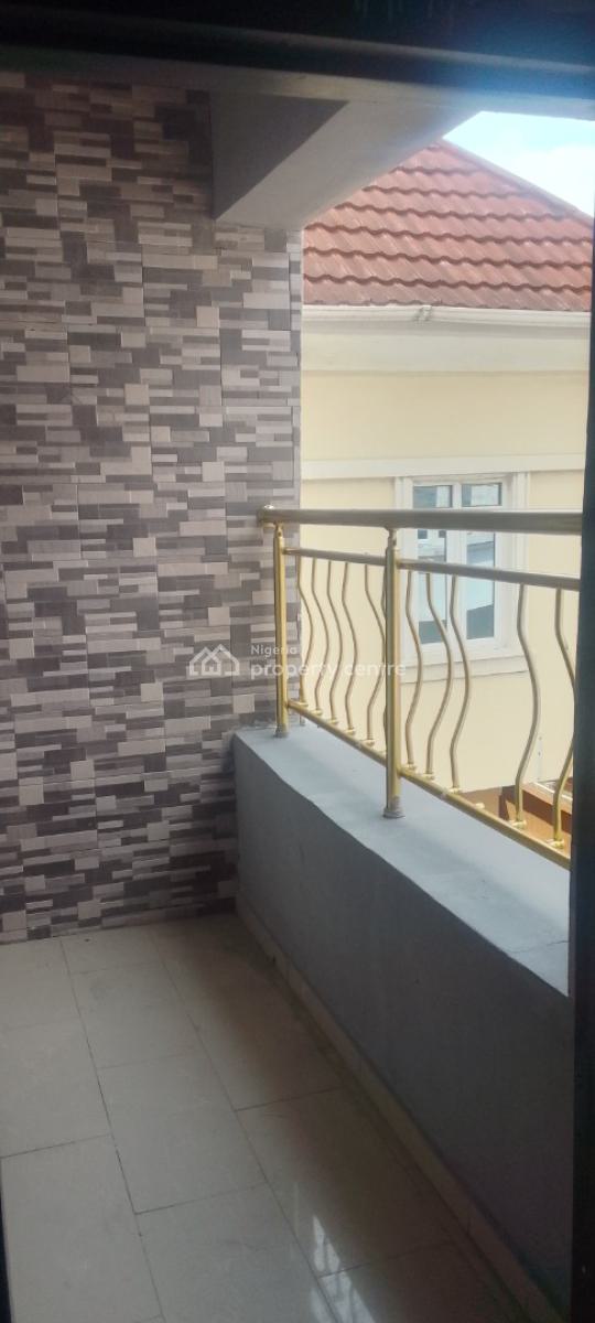 a Spacious Mini Flat, Chevron Drive Bera Estate Chevron, Lekki, Lagos, Mini Flat (room and Parlour) for Rent