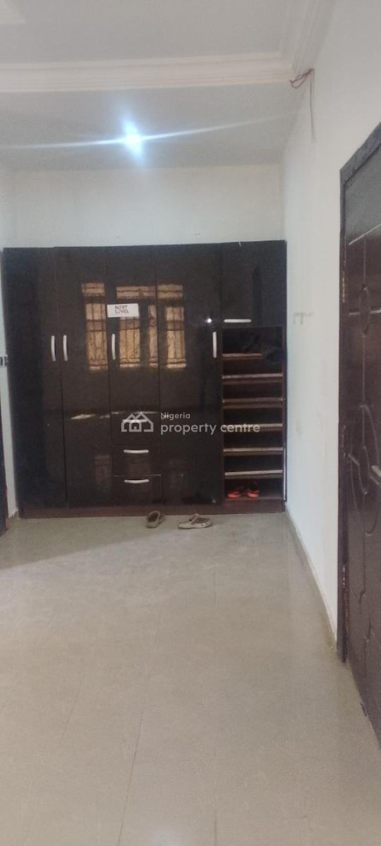 a Spacious Mini Flat, Chevron Drive Bera Estate Chevron, Lekki, Lagos, Mini Flat (room and Parlour) for Rent