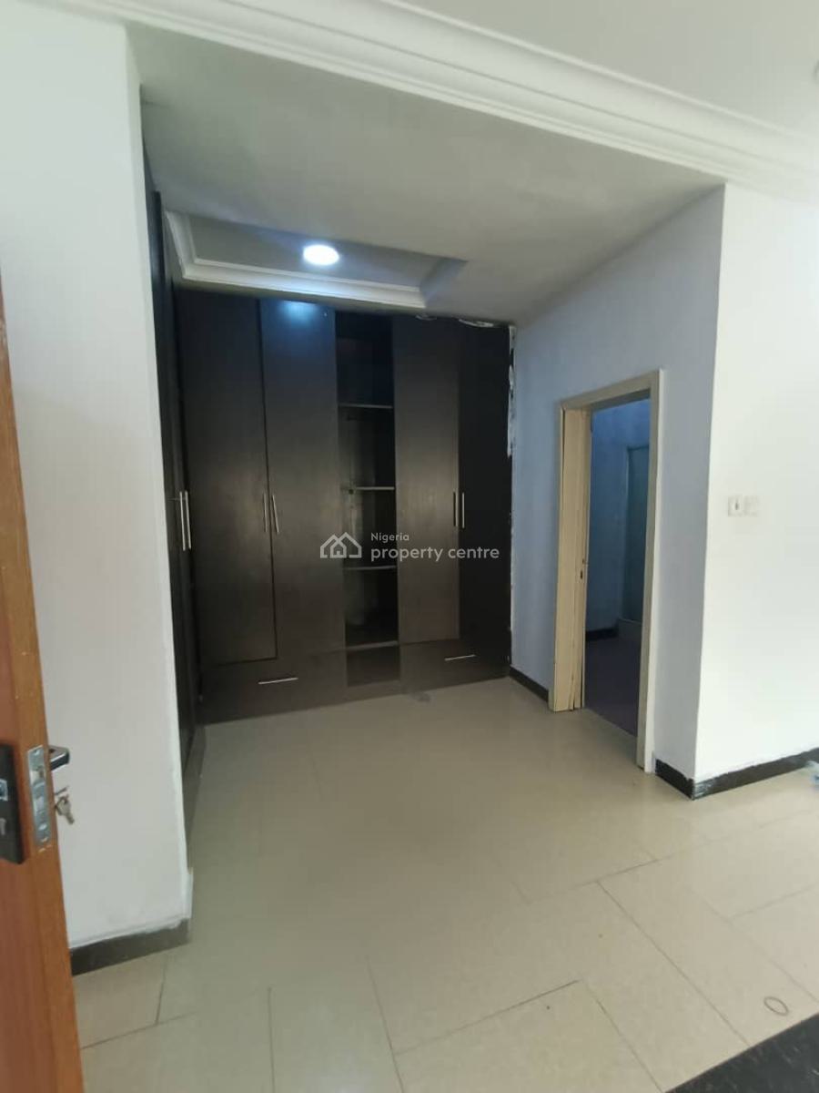 a Luxurious and Spacious Mini Flat, Chevron Drive/ Paradise 3/ Estate Chevron, Lekki, Lagos, Mini Flat (room and Parlour) for Rent