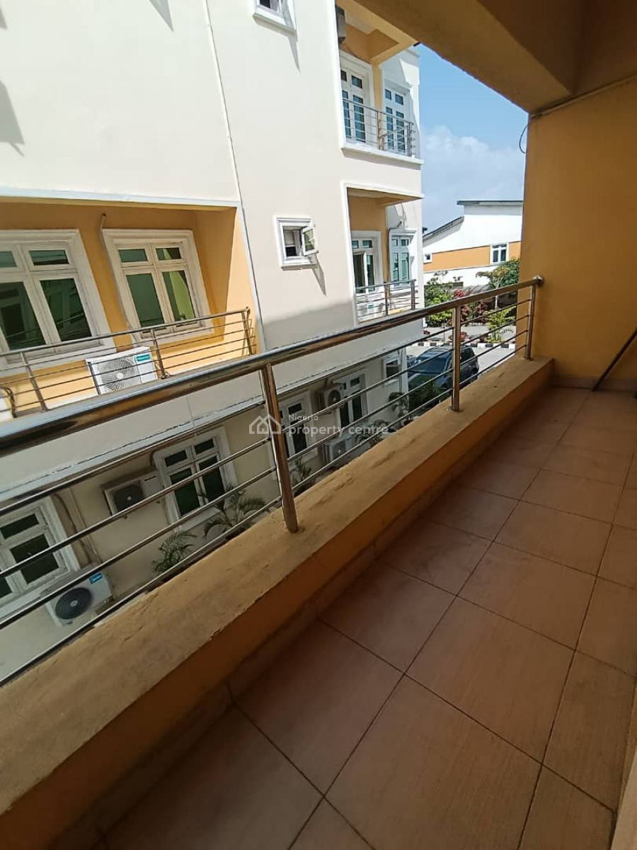 a Luxurious and Spacious Mini Flat, Chevron Drive/ Paradise 3/ Estate Chevron, Lekki, Lagos, Mini Flat (room and Parlour) for Rent