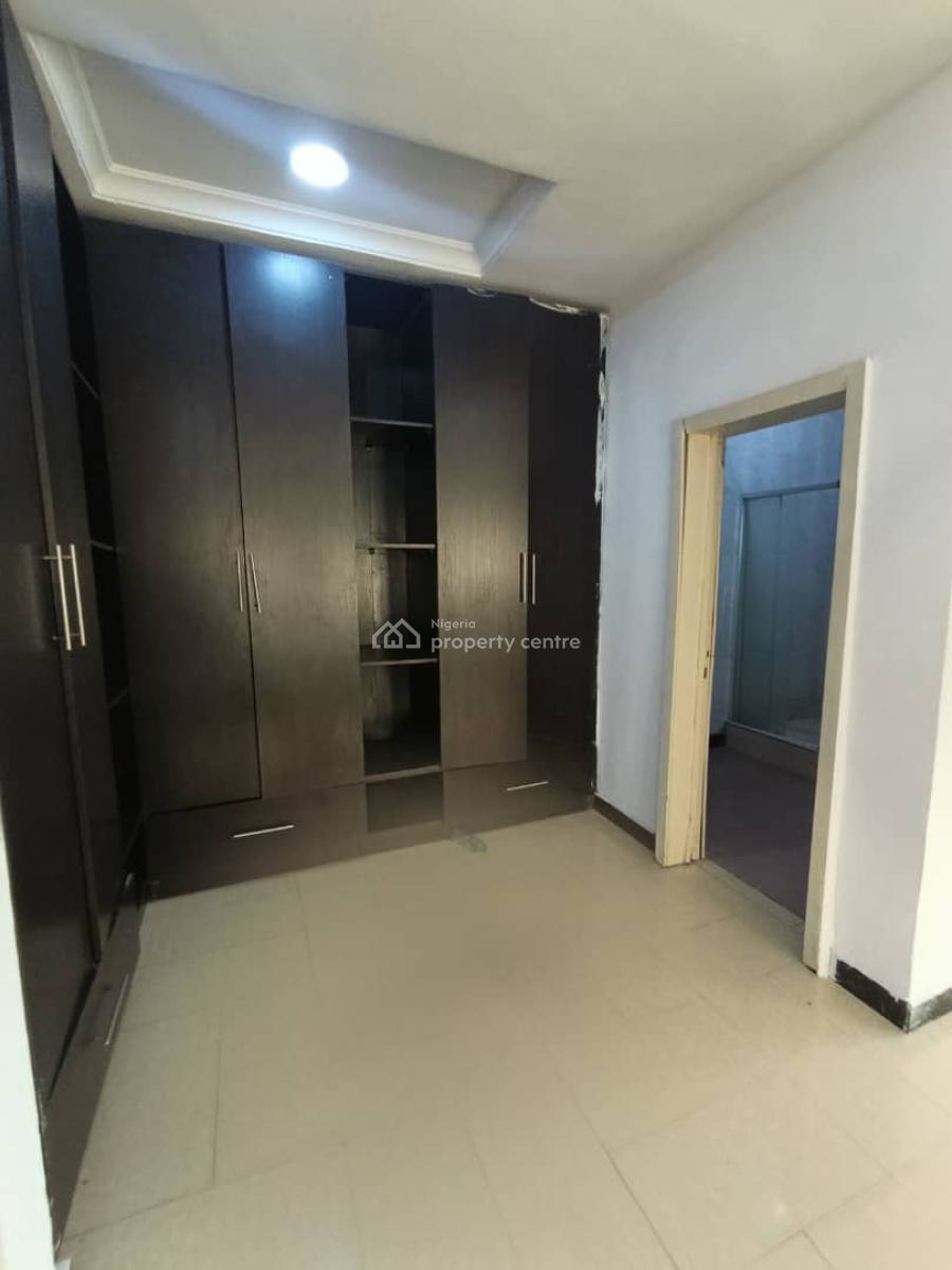 a Luxurious and Spacious Mini Flat, Chevron Drive/ Paradise 3/ Estate Chevron, Lekki, Lagos, Mini Flat (room and Parlour) for Rent