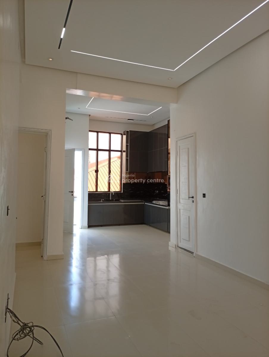 Luxury 3bedroom Apartment, Lekki Phase 1, Lekki, Lagos, Flat / Apartment for Sale
