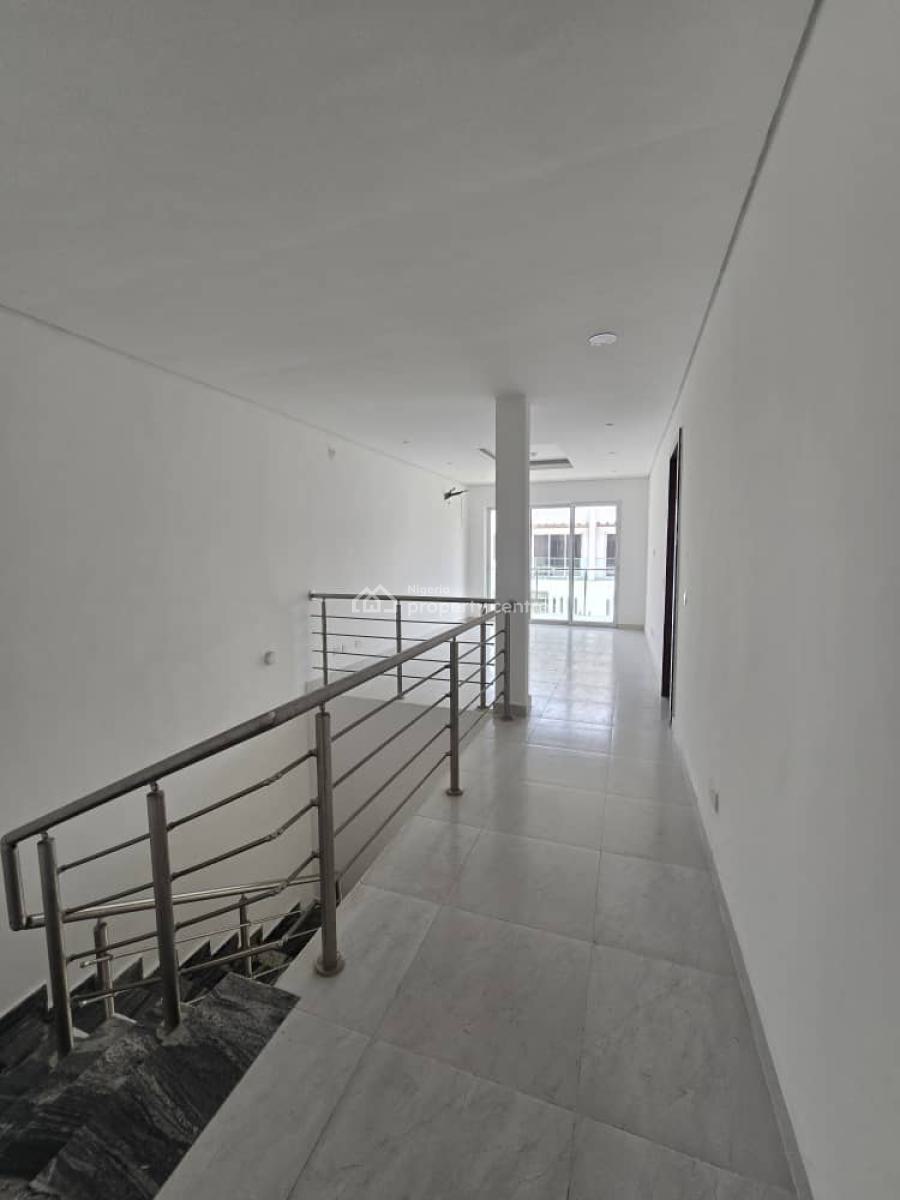 Spacious 4 Bedroom Semi Detached with Bq, Twinlake Chevron, Lekki, Lagos, Semi-detached Duplex for Rent