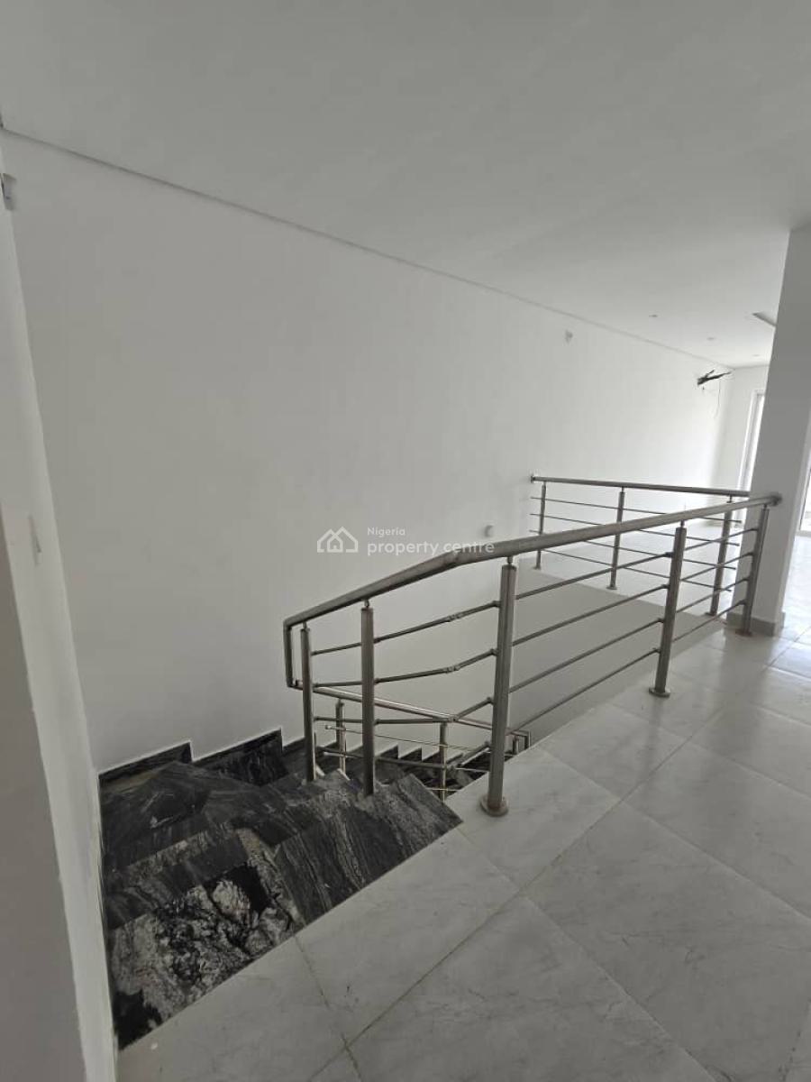 Spacious 4 Bedroom Semi Detached with Bq, Twinlake Chevron, Lekki, Lagos, Semi-detached Duplex for Rent