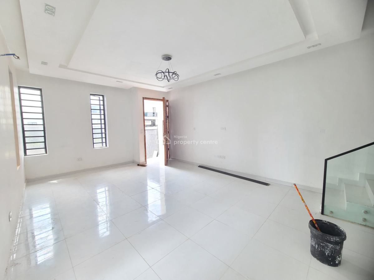 Massive and Stanllll 3bedroom Terrace Duplex, Ikota Gra, Lekki, Lagos, Terraced Duplex for Sale