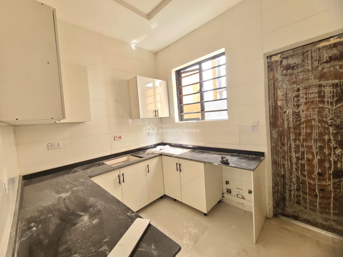 Massive and Stanllll 3bedroom Terrace Duplex, Ikota Gra, Lekki, Lagos, Terraced Duplex for Sale