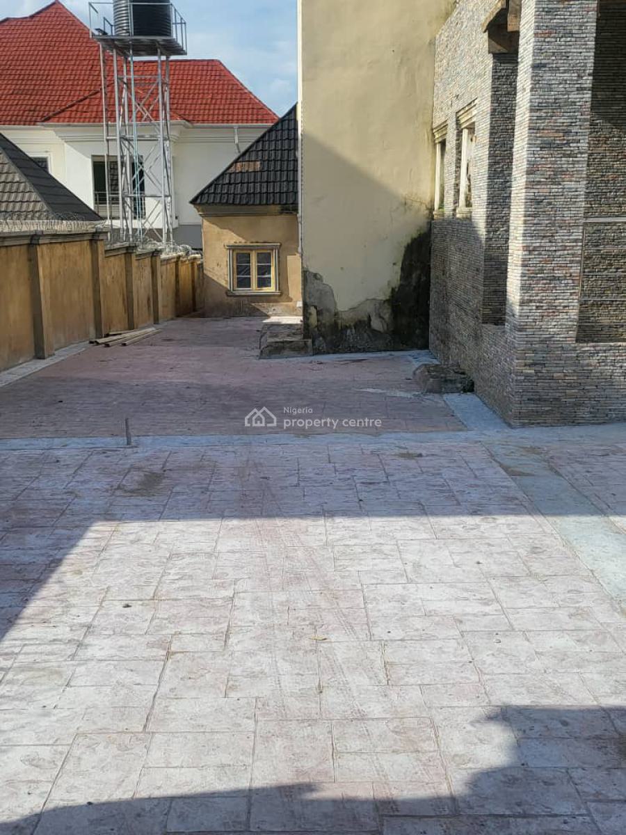 Luxurious 5-bedroom Fully Detached Duplex + Bq, By Nnpc, Guzape District, Abuja, Terraced Duplex for Sale