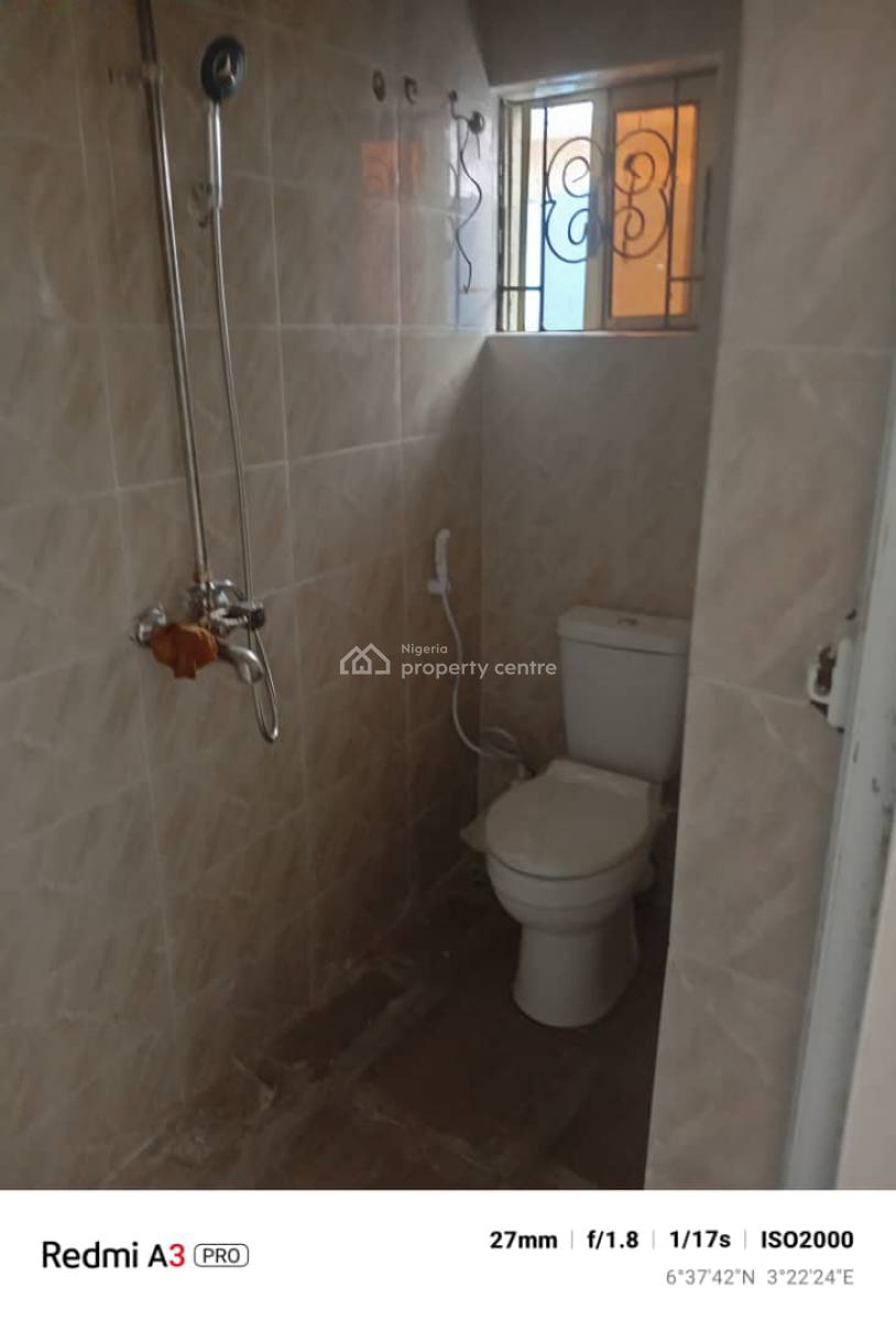 Luxury 2 Bedroom Flat, Olowora, Magodo, Lagos, Flat / Apartment for Rent