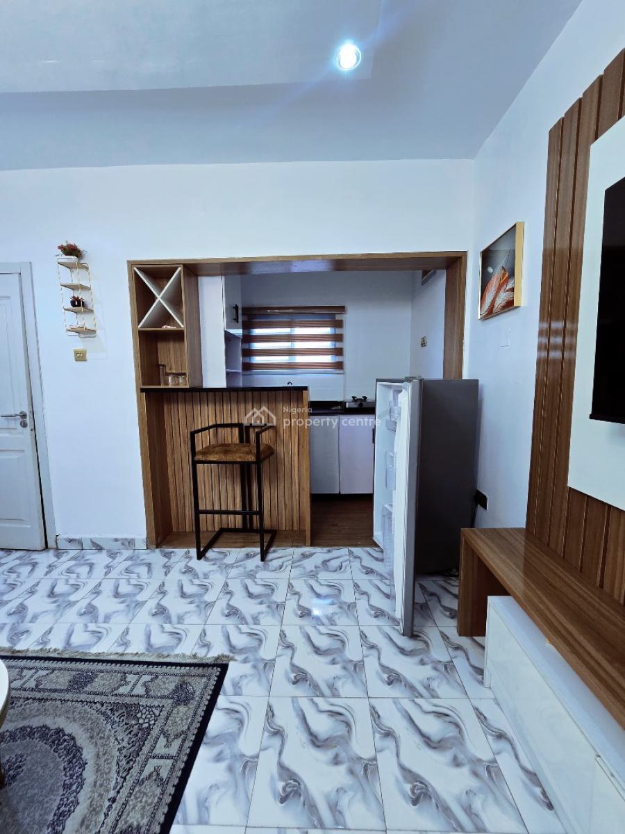 Luxury 2 Bedroom Apartment, Gra Phase 2, Magodo, Lagos, Flat / Apartment Short Let