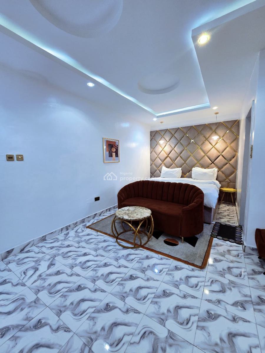 Luxury 2 Bedroom Apartment, Gra Phase 2, Magodo, Lagos, Flat / Apartment Short Let