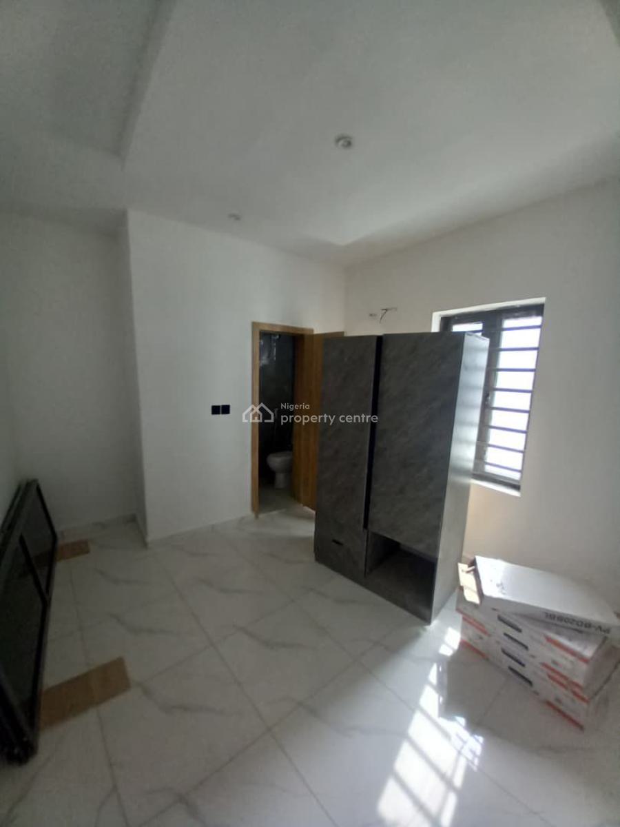 Luxury 2 Bedroom Apartment, Dideolu Estate, Off Wemco Road, Ogba, Ikeja, Lagos, Flat / Apartment for Sale