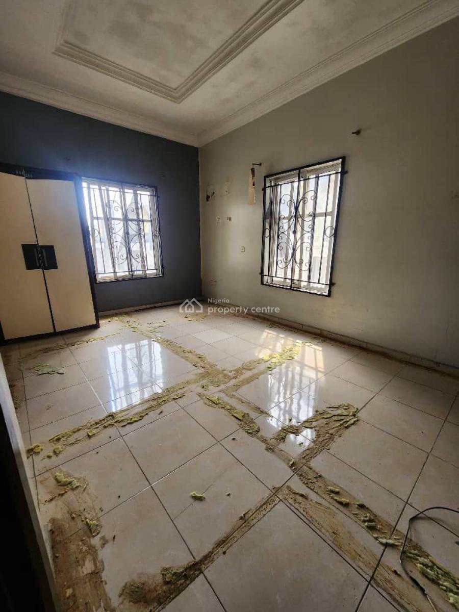 Commercial 5 Bedroom Duplex in a Prime Location, Chevron, Lekki, Lagos, Detached Duplex for Rent