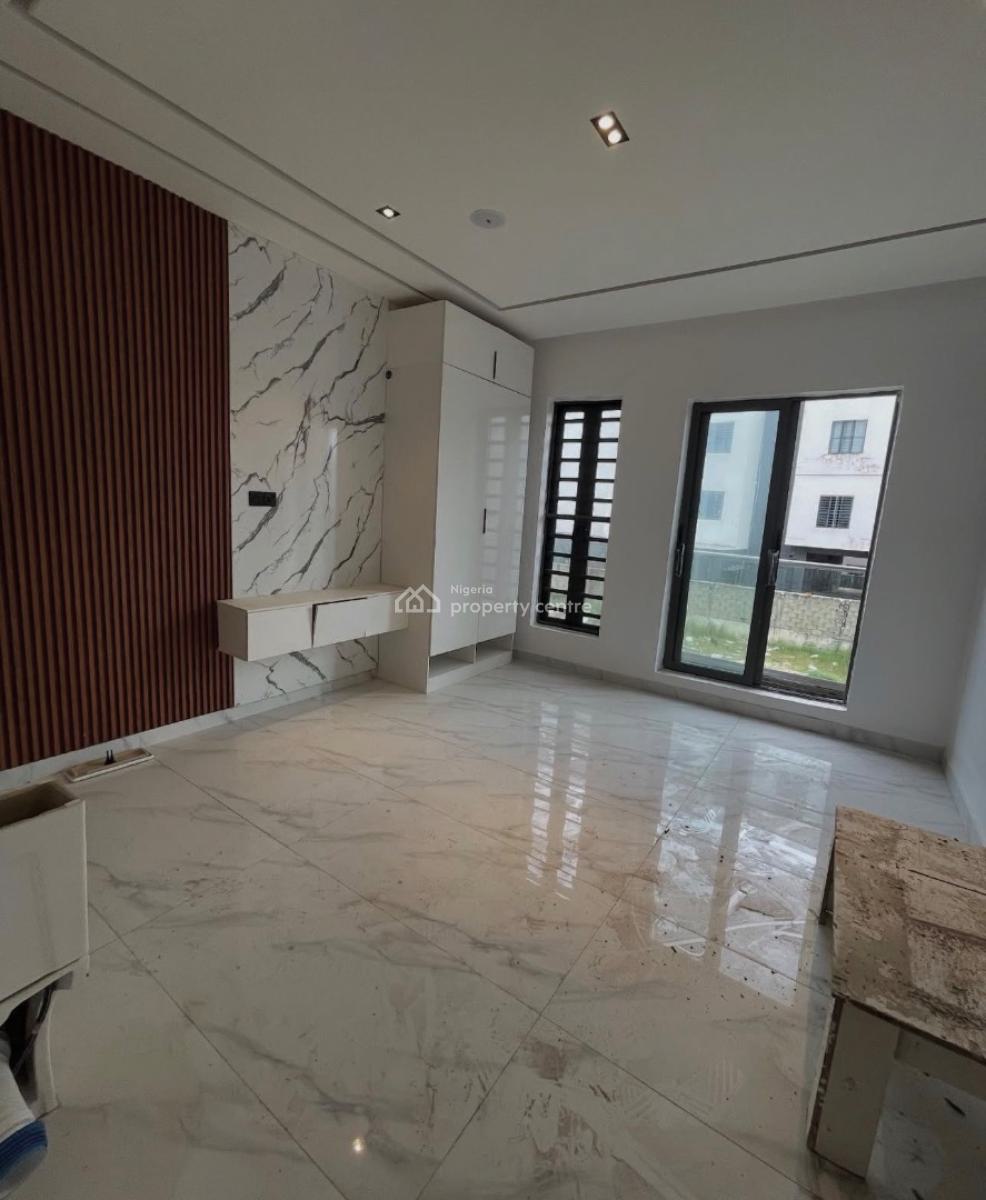 Spacious 2 Bedroom Apartment with Bq, Ikate, Lekki, Lagos, Flat / Apartment for Rent