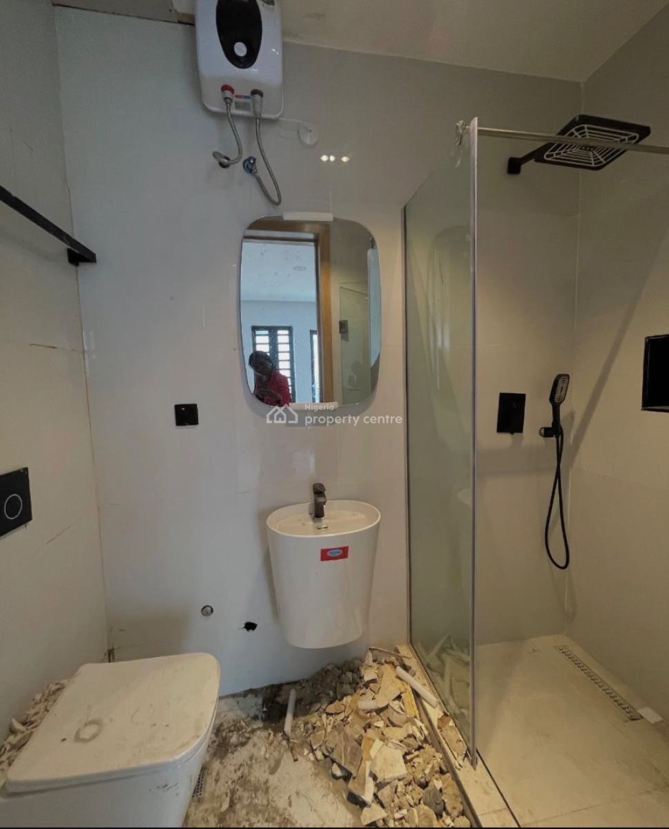 Spacious 2 Bedroom Apartment with Bq, Ikate, Lekki, Lagos, Flat / Apartment for Rent