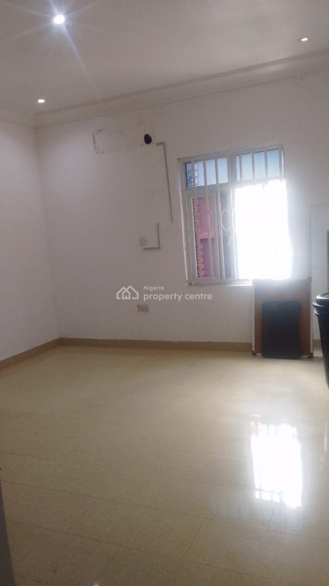 a Spacious Room Self Contained, Bera Estate, Lekki, Lagos, Self Contain (single Rooms) for Rent