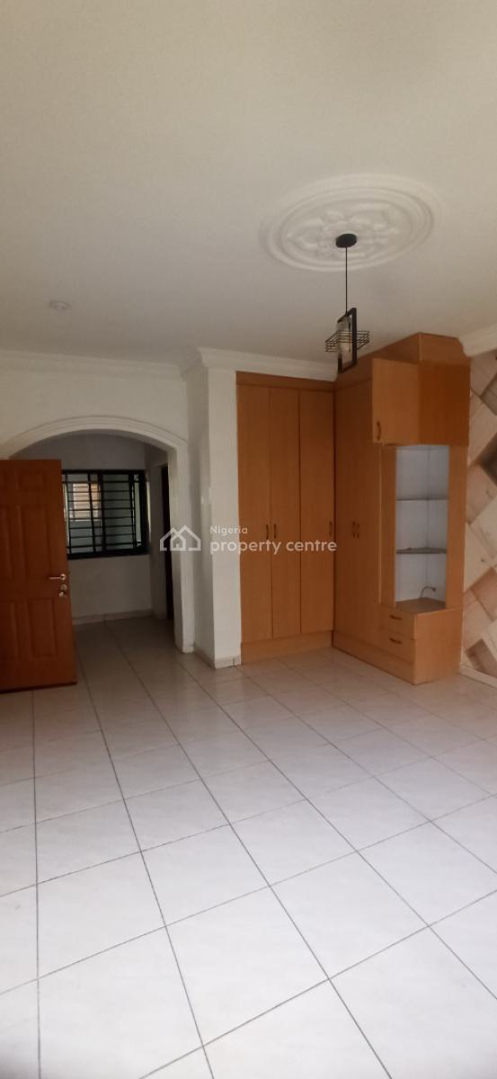 4 Bedrooms Duplex with a Bq, Wuse 2, Abuja, Semi-detached Duplex for Rent