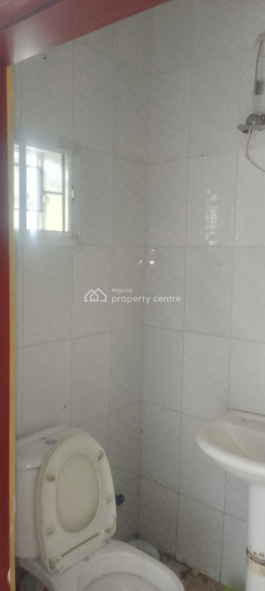 a Spacious Room Self Contained, Paradise 3 Estate, Lekki, Lagos, Self Contain (single Rooms) for Rent