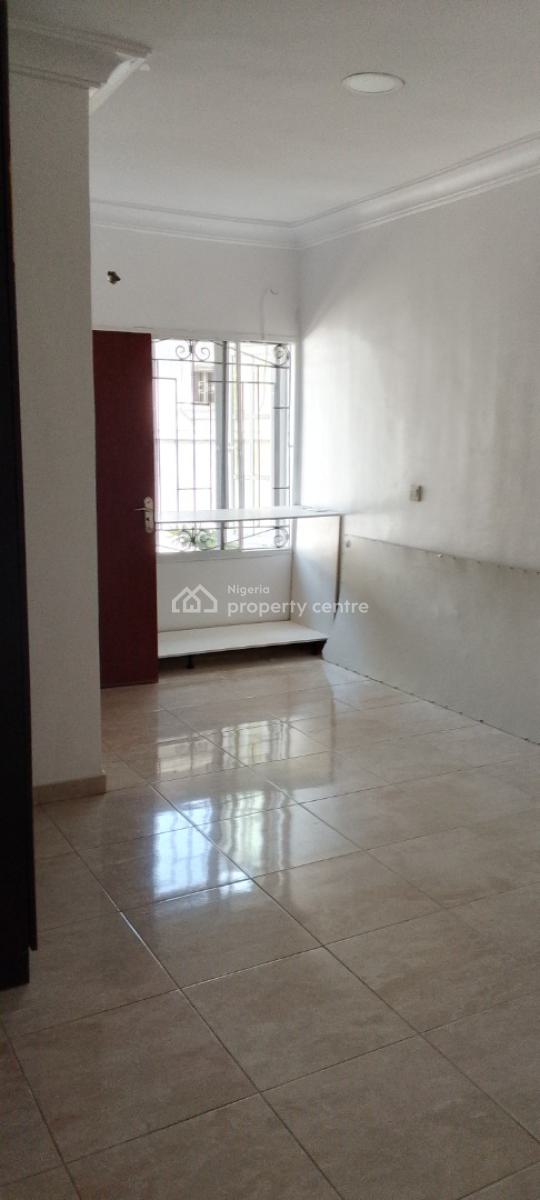 a Spacious Studio Room Self Contain, Paradise 3 Estate, Lekki, Lagos, Self Contain (single Rooms) for Rent