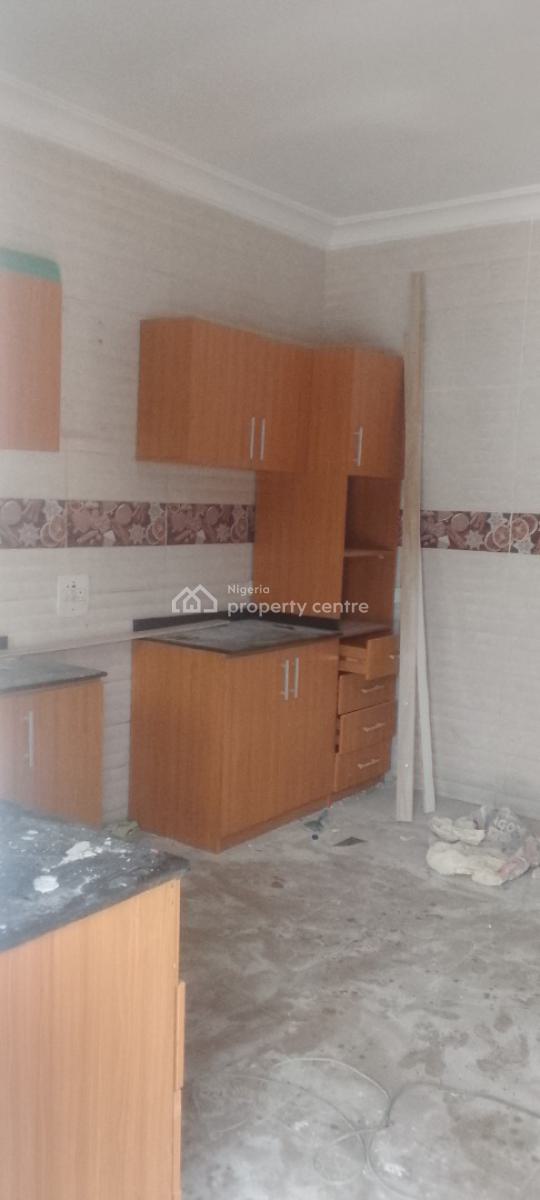 a Standard Room and Parlor with Well Fitted Kichen, Chevron Drive/ Paradise 3/ Chevron, Lekki, Lagos, Mini Flat (room and Parlour) for Rent