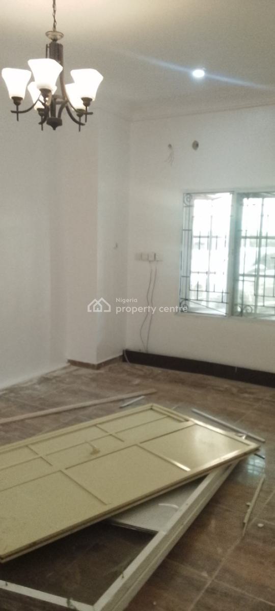 a Standard Room and Parlor with Well Fitted Kichen, Chevron Drive, Paradise 3, Chevron, Lekki, Lagos, Mini Flat (room and Parlour) for Rent