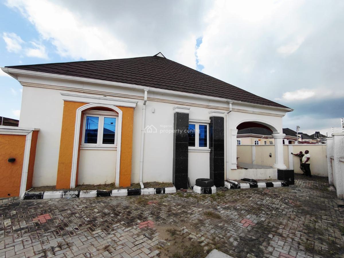 Modern 3 Bedroom Bungalow in an Estate, Temidire Estate, Ologuneru, Ibadan, Oyo, Detached Bungalow for Sale