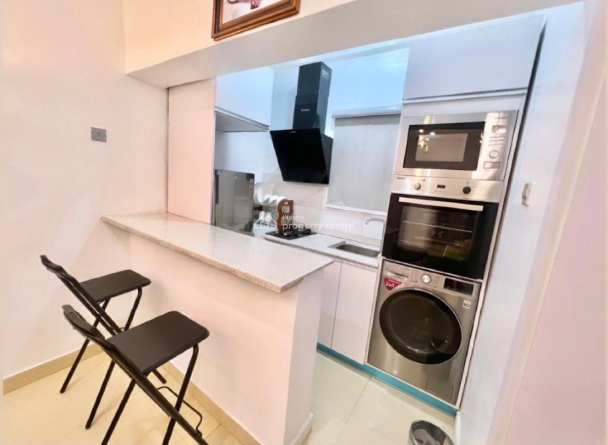 Luxury Fully Furnished and Serviced 2 Bedroom Apartment, Lekki Phase 1, Lekki, Lagos, Flat / Apartment for Rent