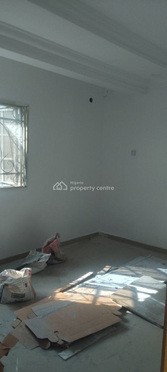 a Spacious Mini Flat, Chevron Drive/ Carlton Gate Estate/ Chevron, Lekki, Lagos, Mini Flat (room and Parlour) for Rent