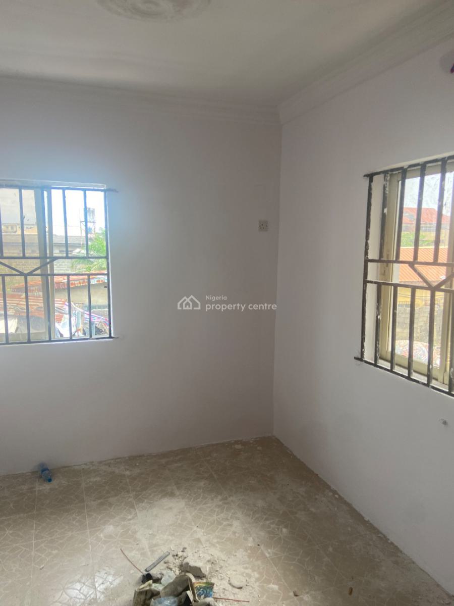 Newly Renovated Mini Flat Spacious and Convenient, Akoka, Yaba, Lagos, Mini Flat (room and Parlour) for Rent