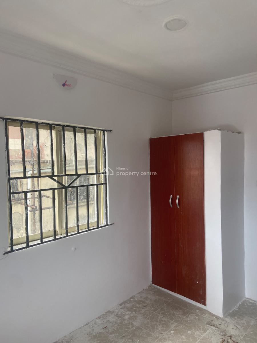 Newly Renovated Mini Flat Spacious and Convenient, Akoka, Yaba, Lagos, Mini Flat (room and Parlour) for Rent