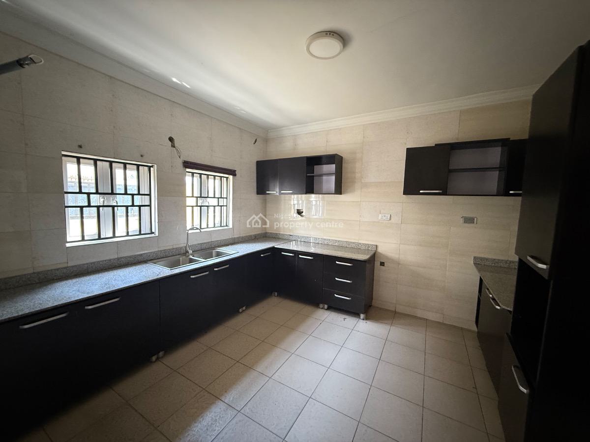 Spacious 4 Bedroom Detached Duplex with Spacious Compound Space, Off Admiralty Way, Lekki Phase 1, Lekki, Lagos, Detached Duplex for Rent