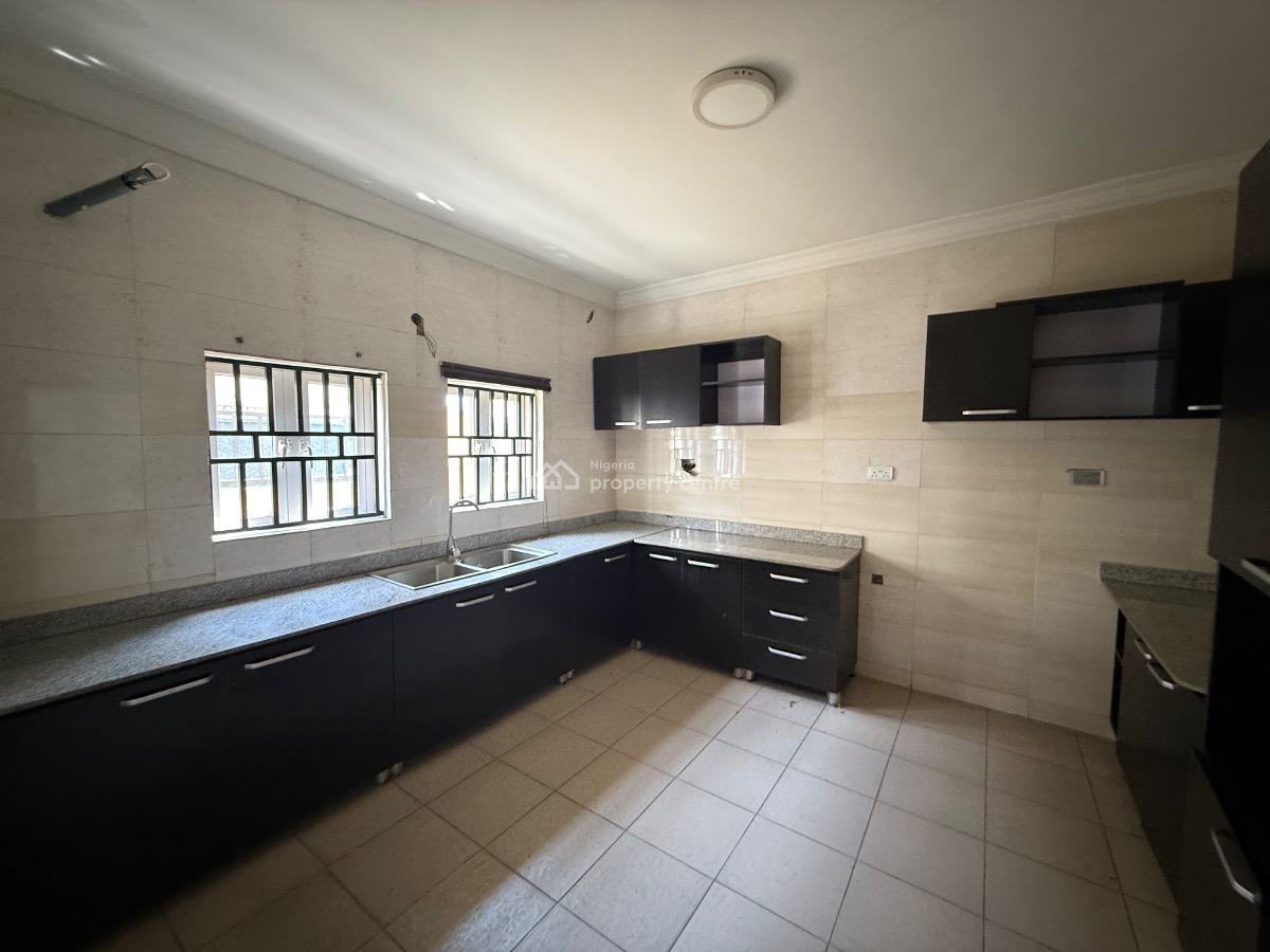 Spacious 4 Bedroom Detached Duplex with Spacious Compound Space, Off Admiralty Way, Lekki Phase 1, Lekki, Lagos, Detached Duplex for Rent