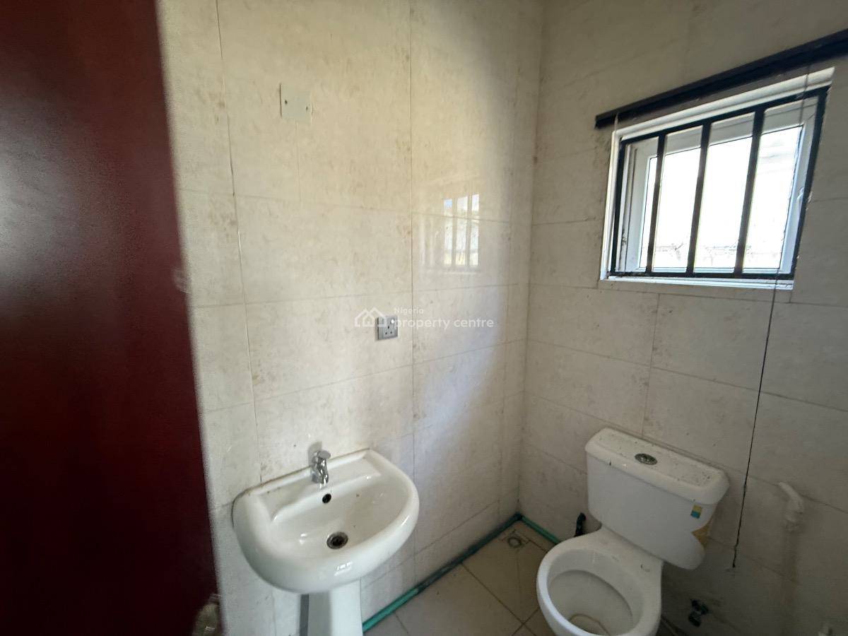 Spacious 4 Bedroom Detached Duplex with Spacious Compound Space, Off Admiralty Way, Lekki Phase 1, Lekki, Lagos, Detached Duplex for Rent
