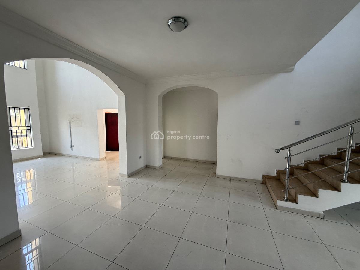 Spacious 4 Bedroom Detached Duplex with Spacious Compound Space, Off Admiralty Way, Lekki Phase 1, Lekki, Lagos, Detached Duplex for Rent