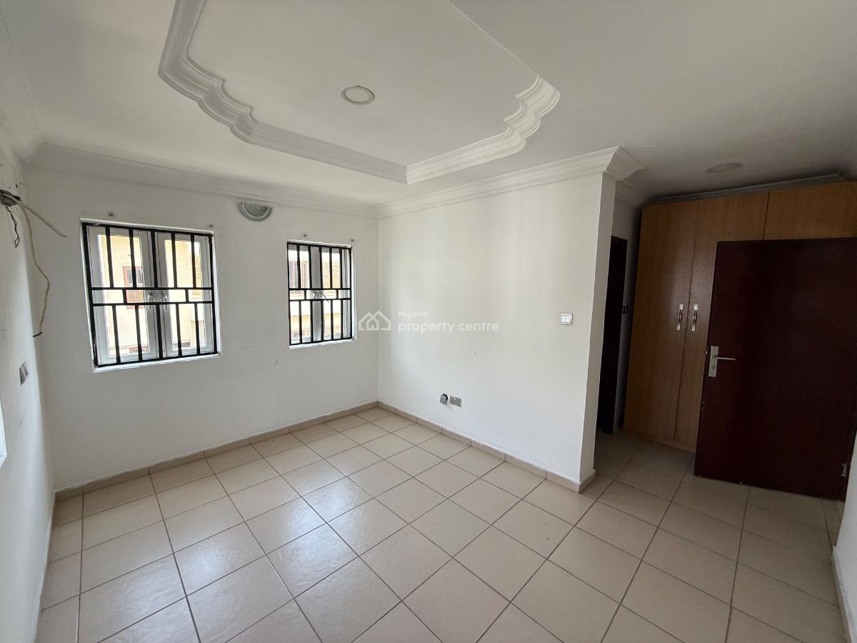 Spacious 4 Bedroom Detached Duplex with Spacious Compound Space, Off Admiralty Way, Lekki Phase 1, Lekki, Lagos, Detached Duplex for Rent