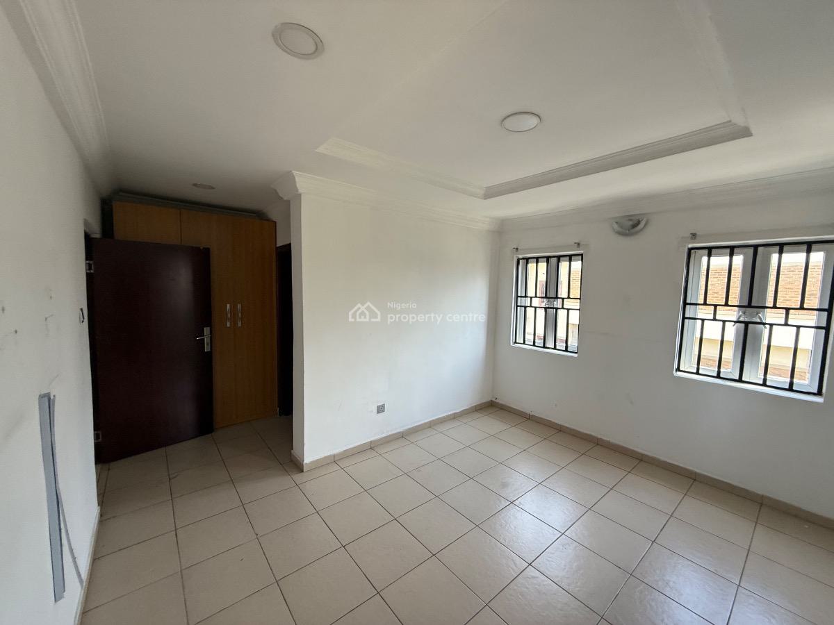 Spacious 4 Bedroom Detached Duplex with Spacious Compound Space, Off Admiralty Way, Lekki Phase 1, Lekki, Lagos, Detached Duplex for Rent
