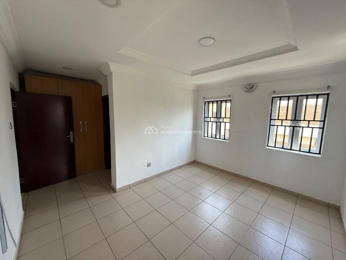 Spacious 4 Bedroom Detached Duplex with Spacious Compound Space, Off Admiralty Way, Lekki Phase 1, Lekki, Lagos, Detached Duplex for Rent
