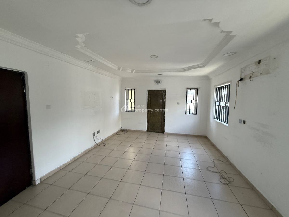 Spacious 4 Bedroom Detached Duplex with Spacious Compound Space, Off Admiralty Way, Lekki Phase 1, Lekki, Lagos, Detached Duplex for Rent