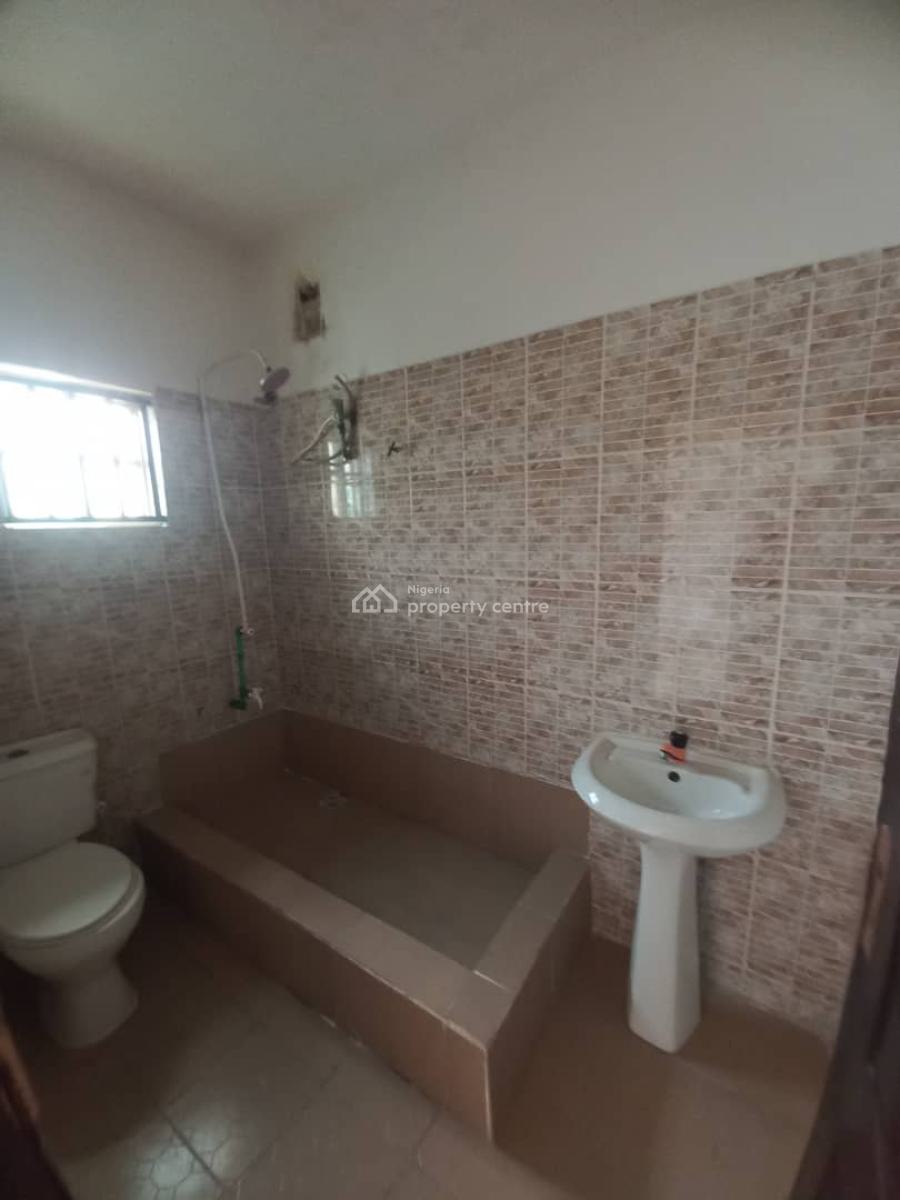 Standard 3 Bedroom Flat, Osapa, Lekki, Lagos, Flat / Apartment for Rent