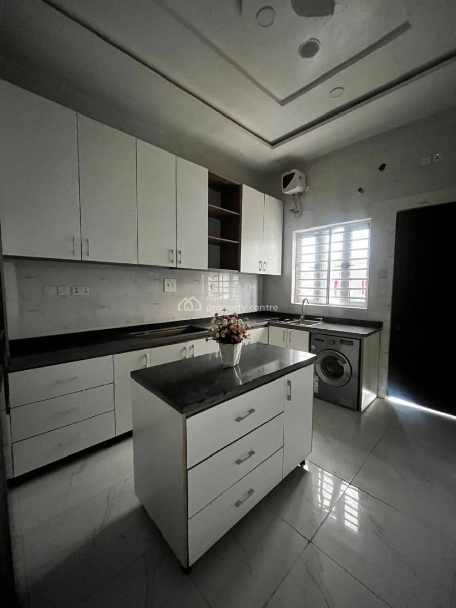 4 Bedroom Terrace House with Bq, Illasan, Ikate, Lekki, Lagos, Terraced Duplex for Sale