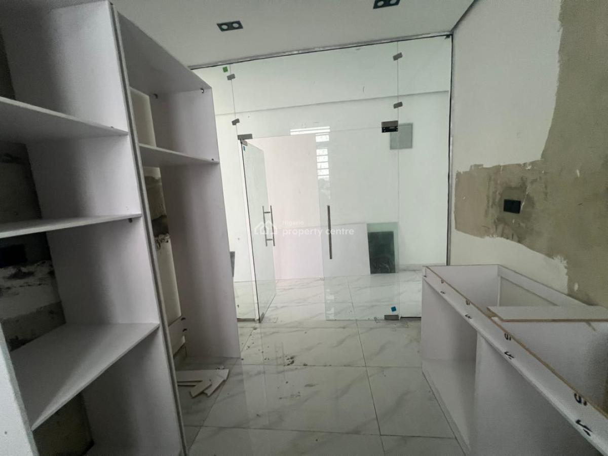 1 Bedroom Apartment, Mini-flat, Ologolo, Lekki, Lagos, Mini Flat (room and Parlour) for Sale