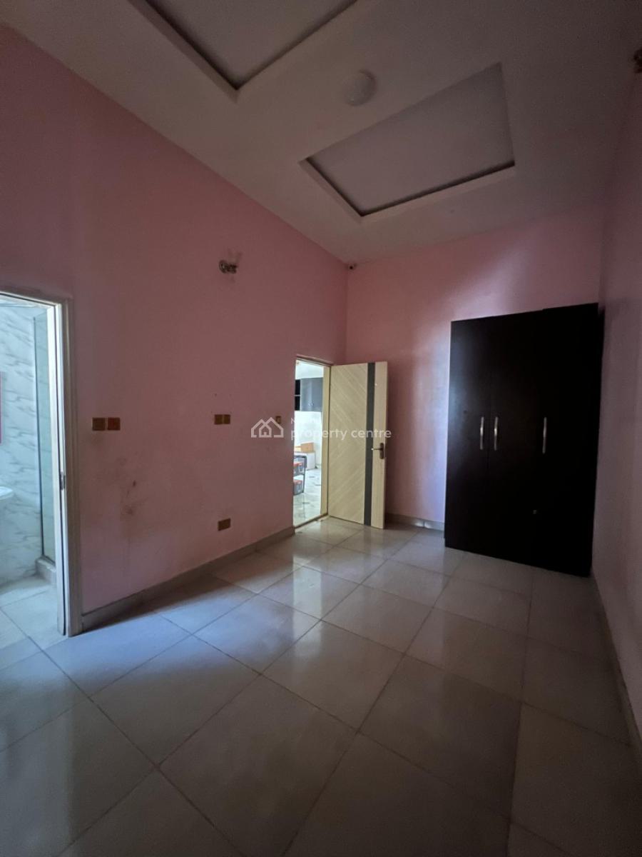 Luxury and Well Maintain 4 Bedroom Duplex with Bq, Ologolo, Lekki, Lagos, Semi-detached Duplex for Rent